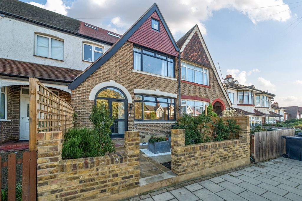 Property photo 2 of 13 Picture No. 02