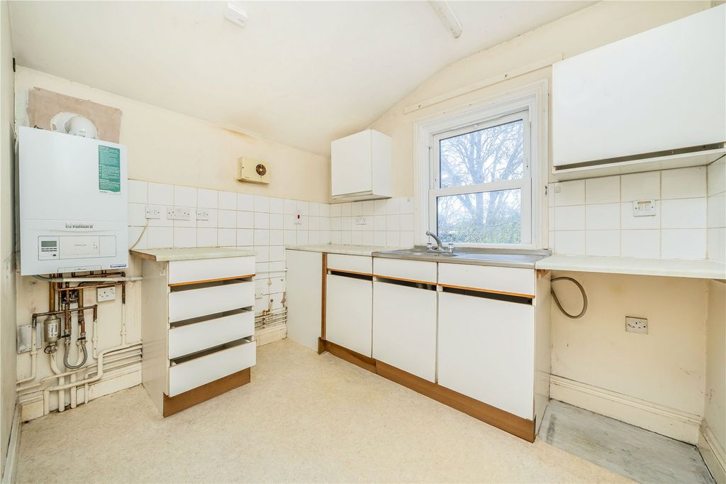 Property photo 3 of 5 Picture No. 05