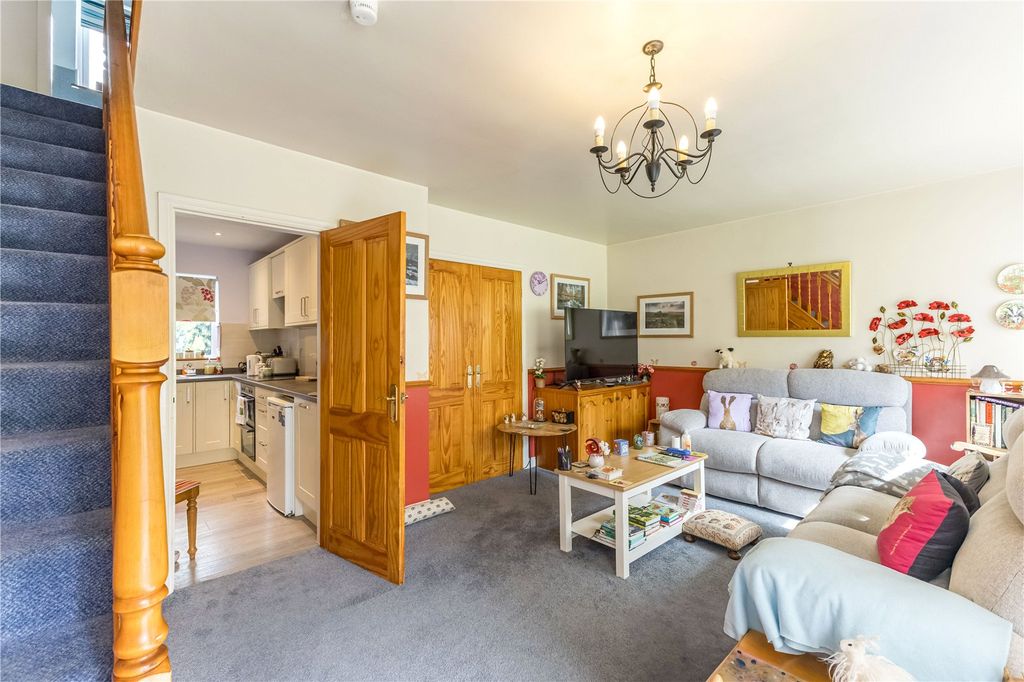 Property photo 3 of 22 Living Room