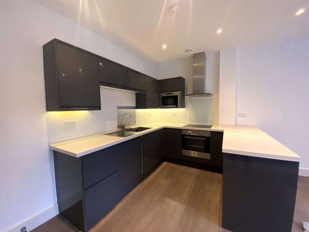 Property photo 2 of 9 Kitchen