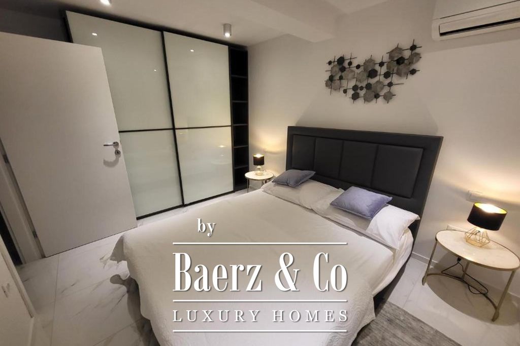 Property photo 3 of 23