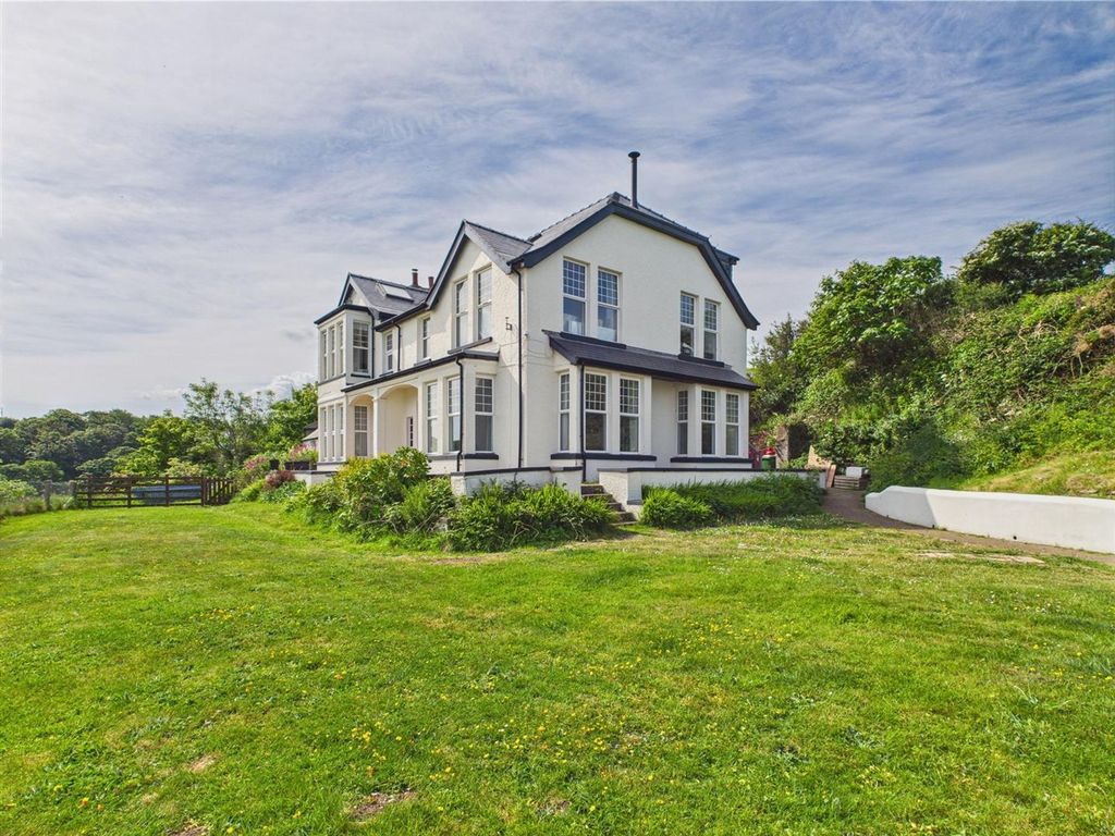 Property photo 2 of 23 Cam03278G0-Pr0135-Still014.Jpg