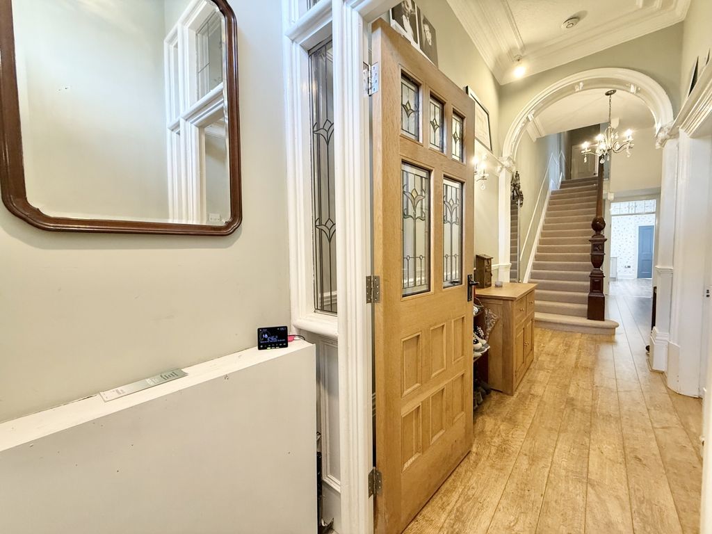 Property photo 3 of 37 Img_8071