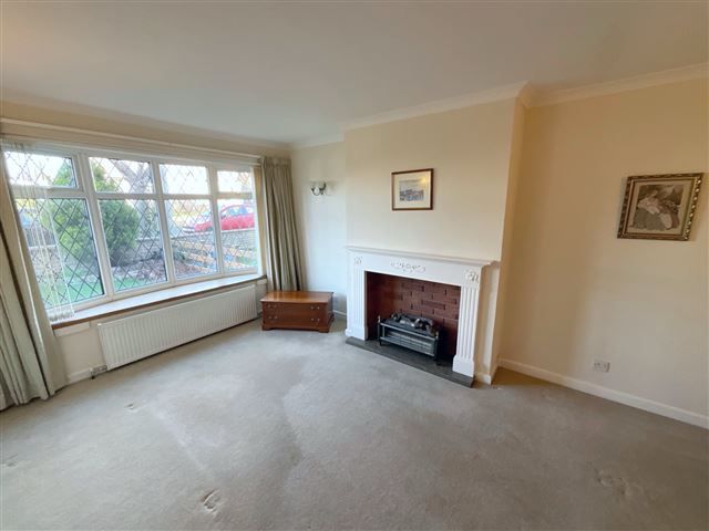 Property photo 2 of 21 Living Room