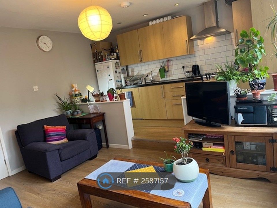 Property photo 1 of 8 Kitchen