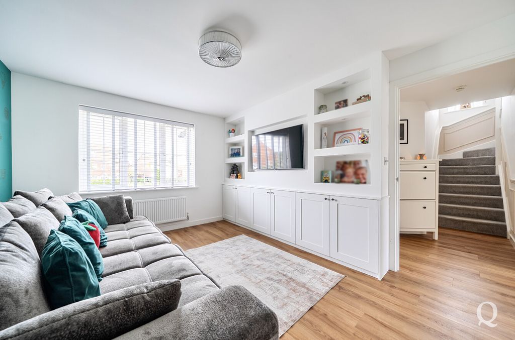 Property photo 2 of 42 d9605Afe-c5Cf-426...