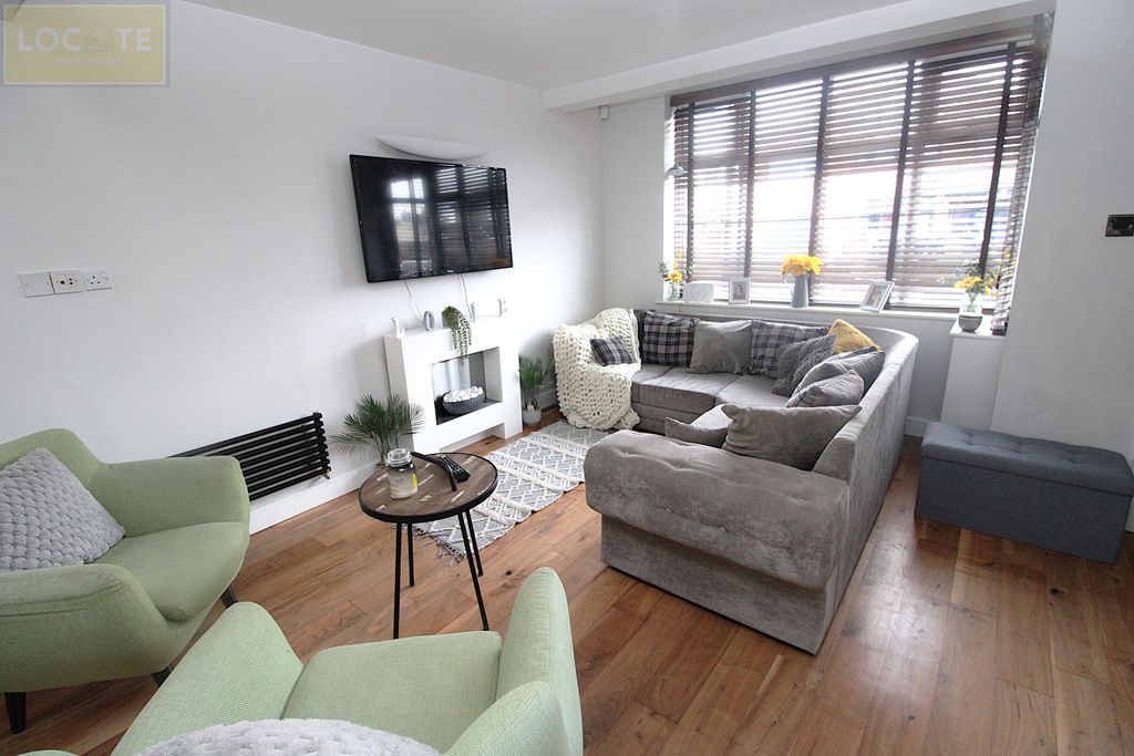 Property photo 2 of 29 Img_9015.Jpg