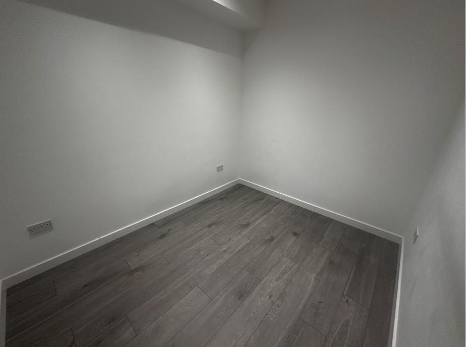 Property photo 3 of 4 Living Room