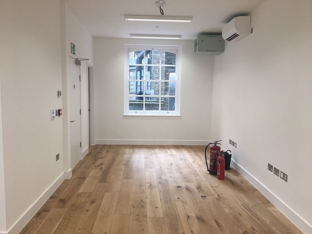 Property photo 2 of 3
