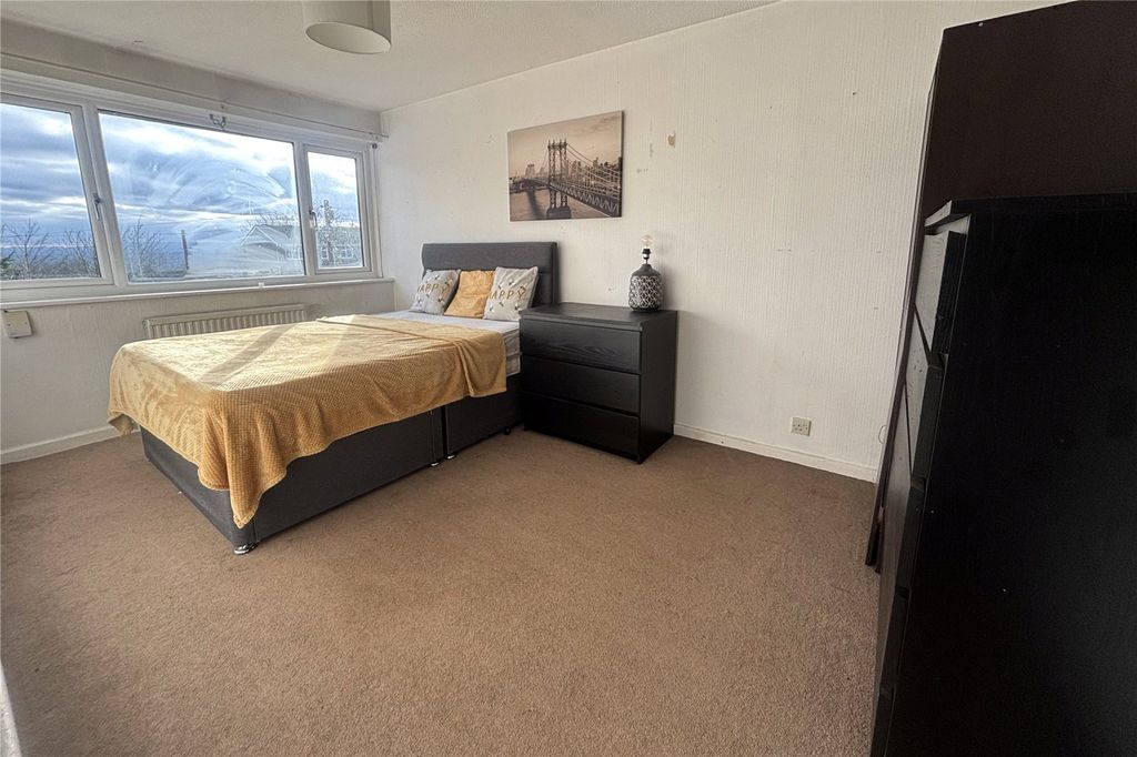 Property photo 3 of 11 Picture No. 13