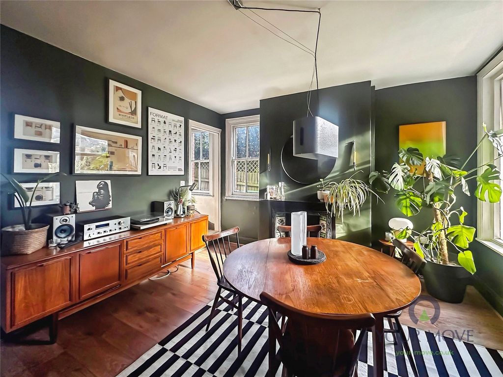 Property photo 2 of 14 Dining Room