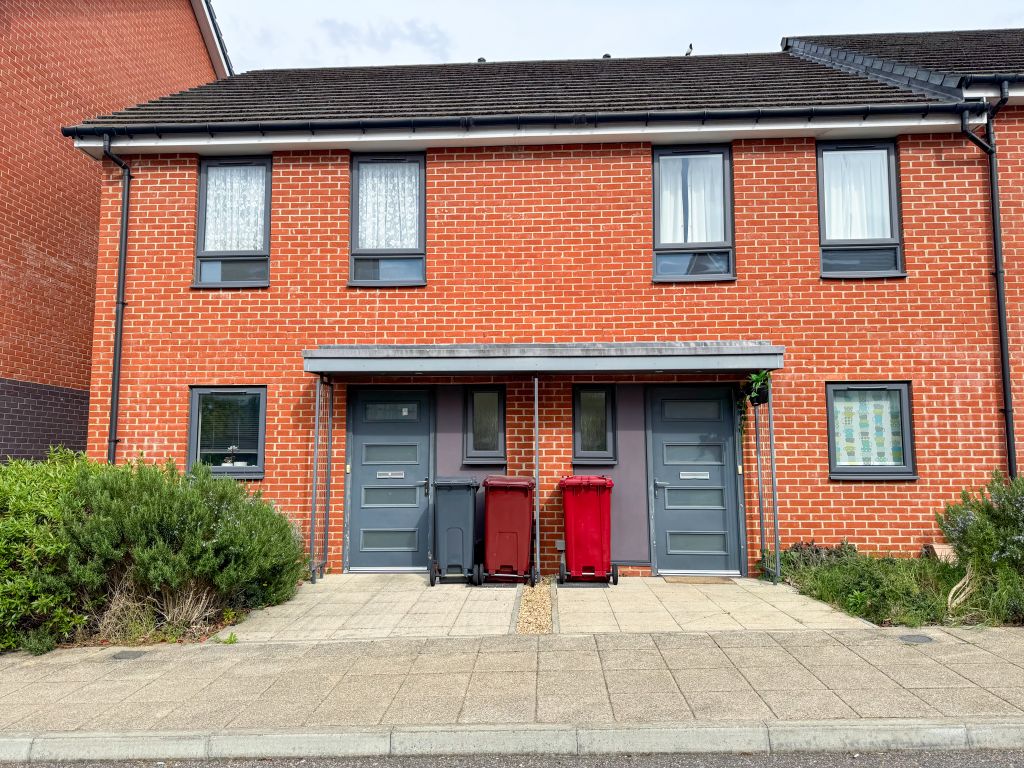 Property photo 1 of 20 Greenham Ave