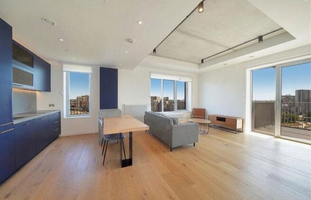 Property photo 1 of 9