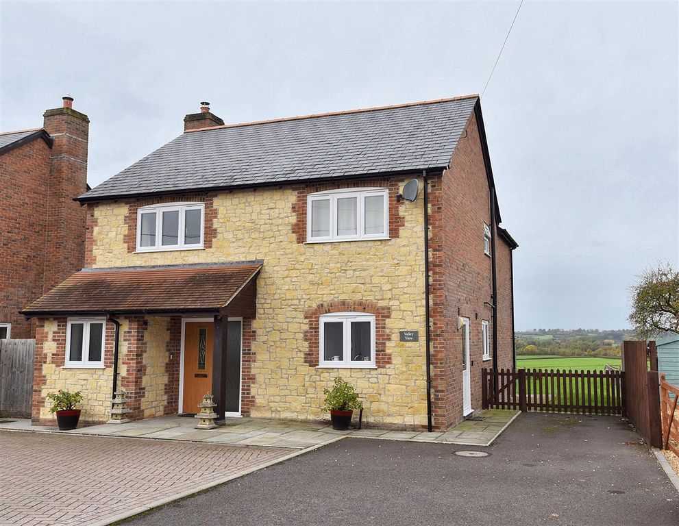 Property photo 1 of 13 Front