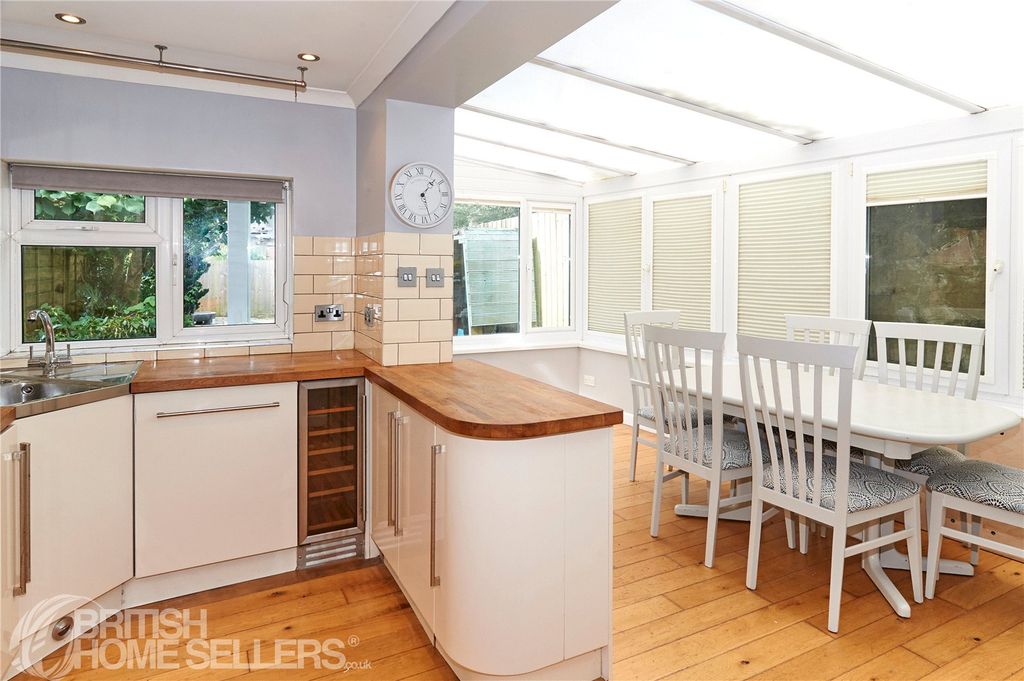 Property photo 3 of 12 Picture No. 09