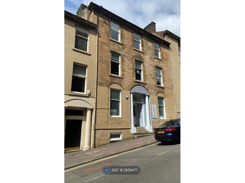 Property photo 2 of 23