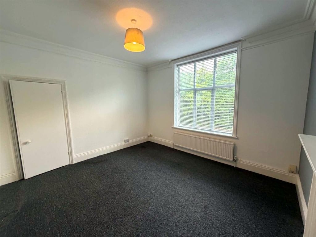 Property photo 3 of 15 ce471B8E-8556-4d37-8246-4Fbdfdd06c6B.Jpg