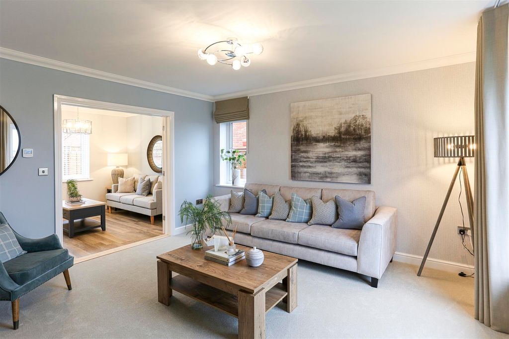 Property photo 3 of 14