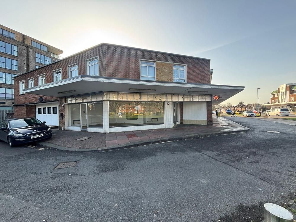 Property photo 1 of 2