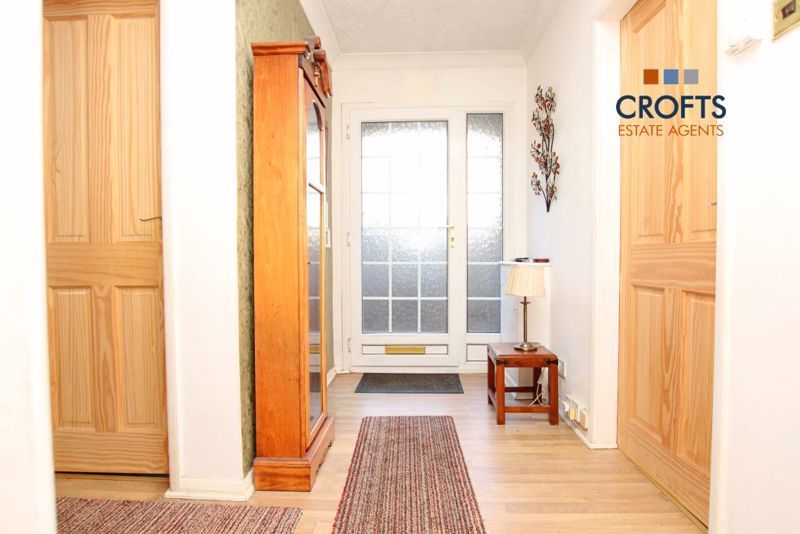 Property photo 3 of 16 Entrance Hallway