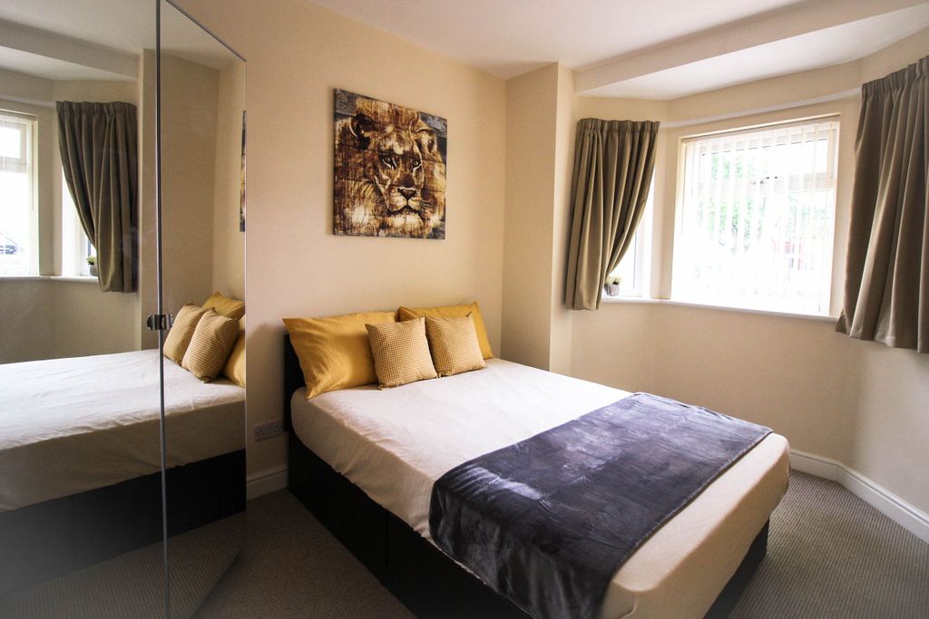 Property photo 1 of 3