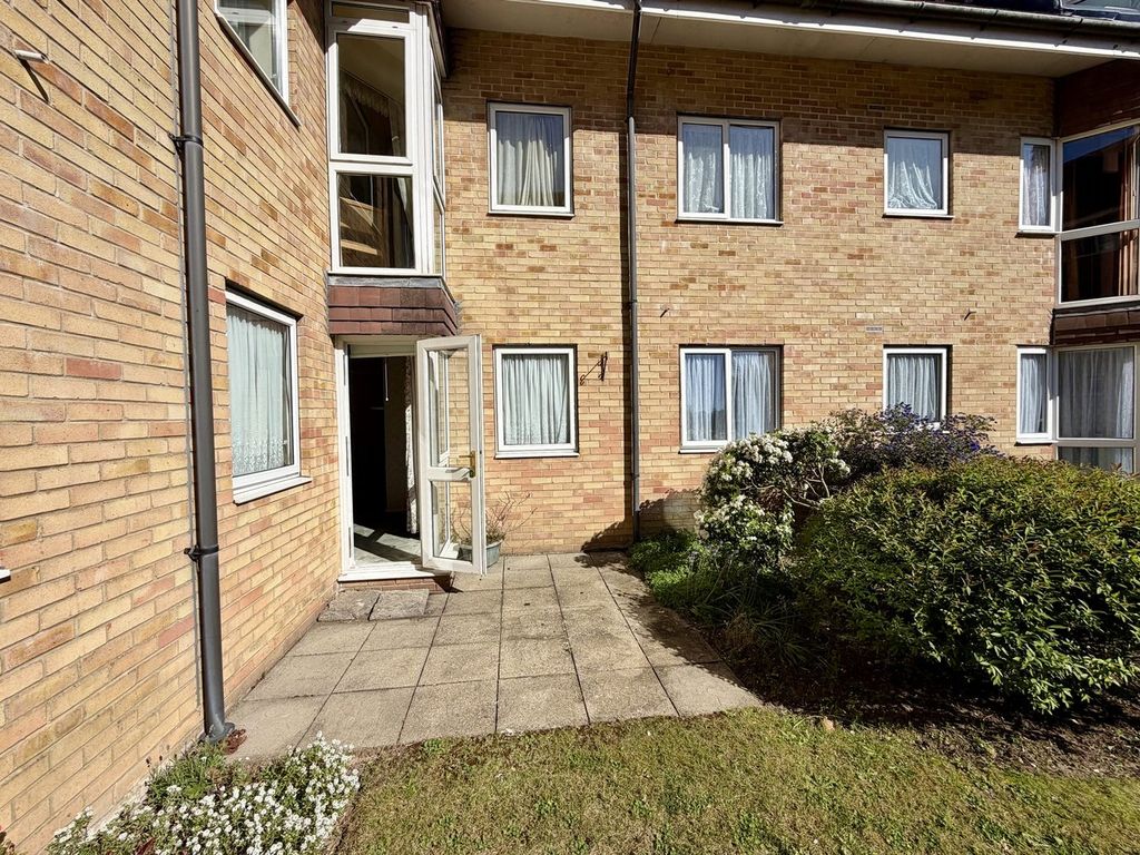 Property photo 2 of 14