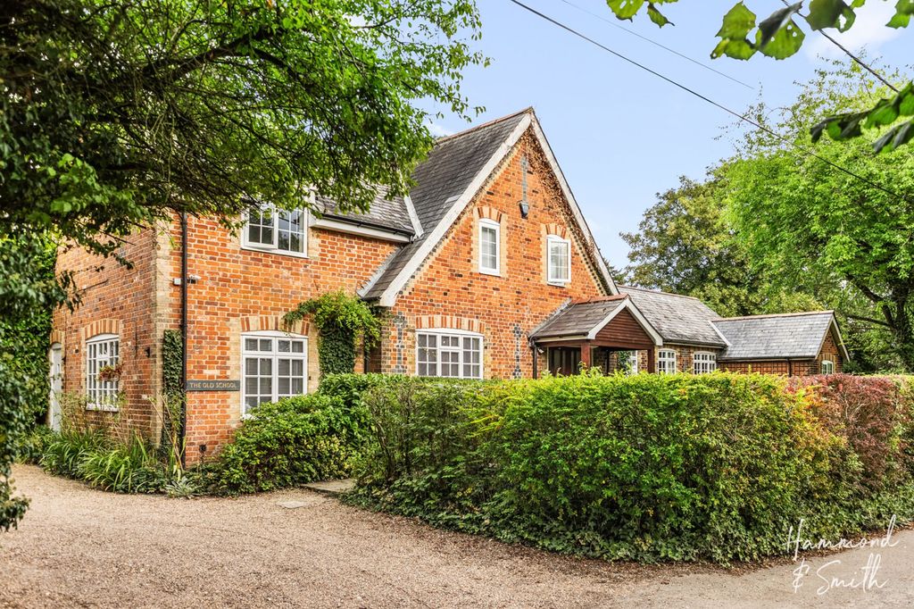 Property photo 1 of 29