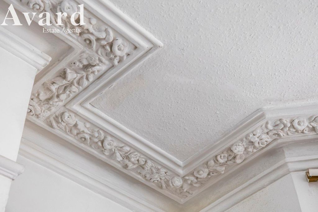 Property photo 3 of 16 413.Jpeg