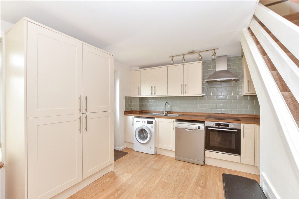 Property photo 3 of 10 Kitchen/Diner