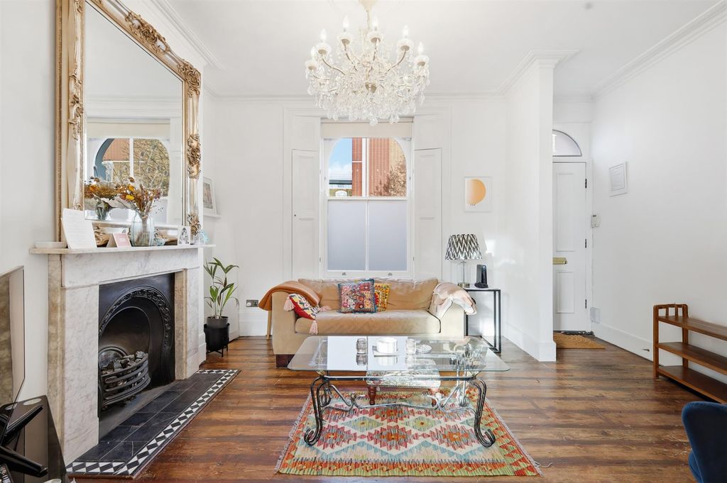 Property photo 2 of 16 2