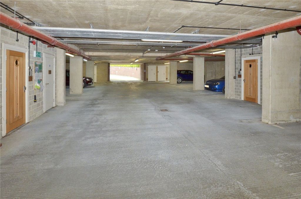 Additional image 12 of 2 bed flat for saleGolf Links Road, Ferndown, Dorset BH22