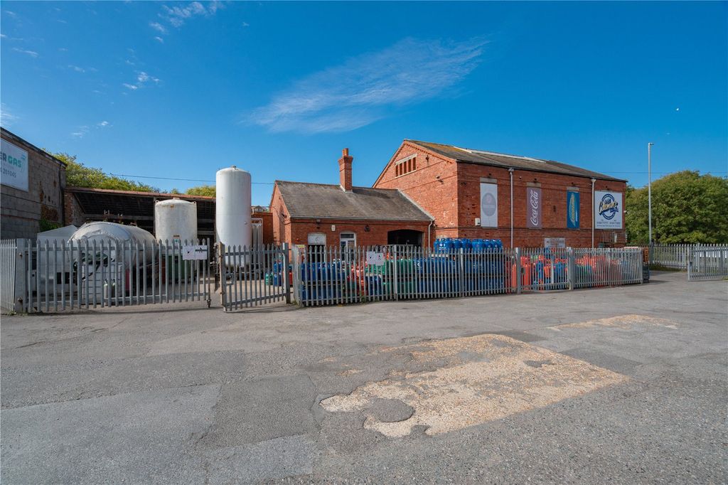 Property photo 1 of 14 Picture No. 03