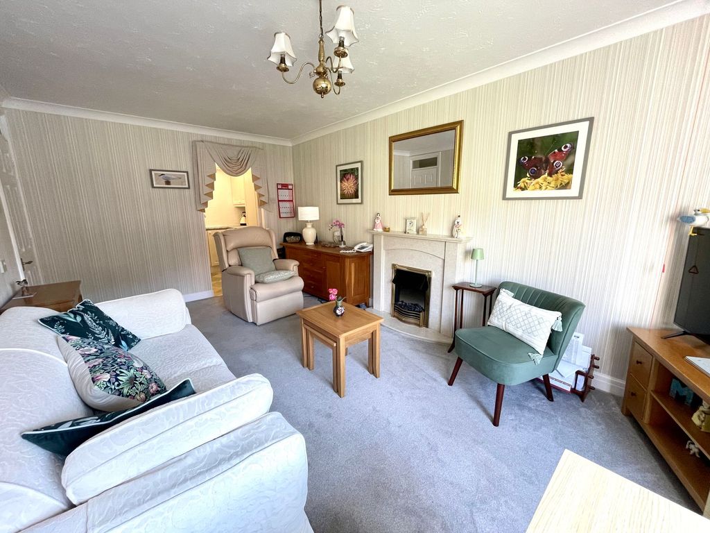 Property photo 3 of 9