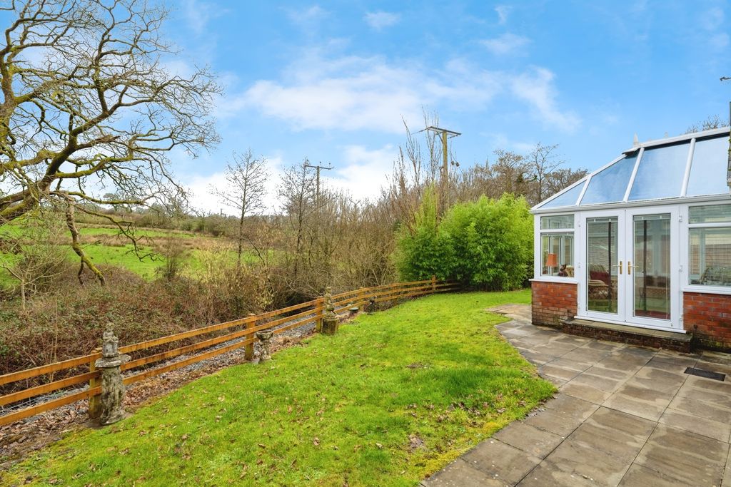 Property photo 1 of 19 Pbox-Img.Jpg