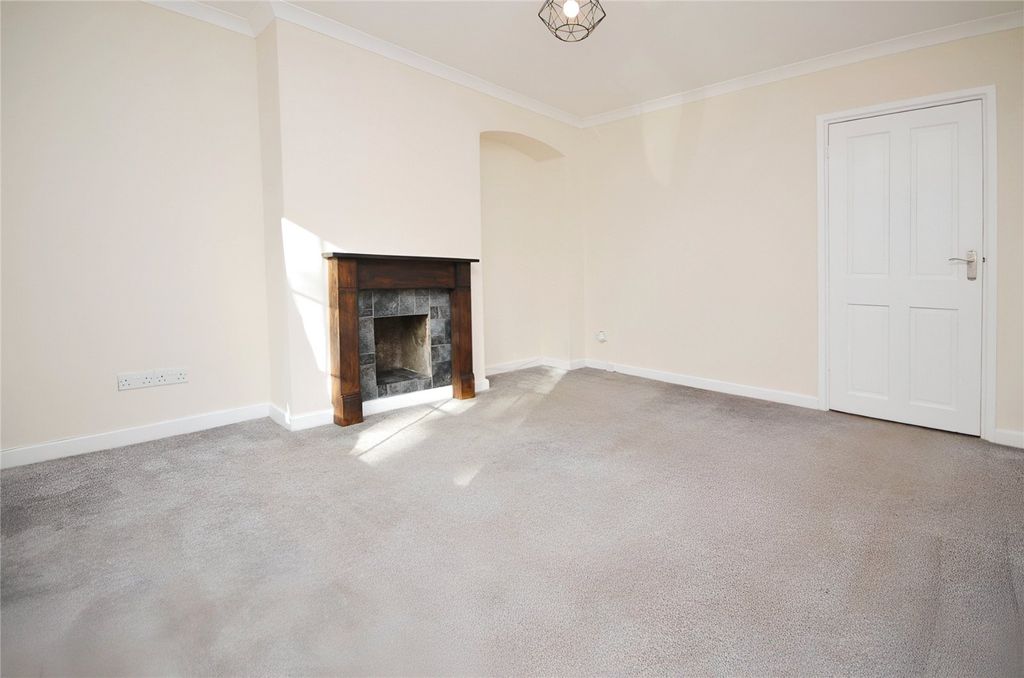 Property photo 3 of 9 Picture No. 15
