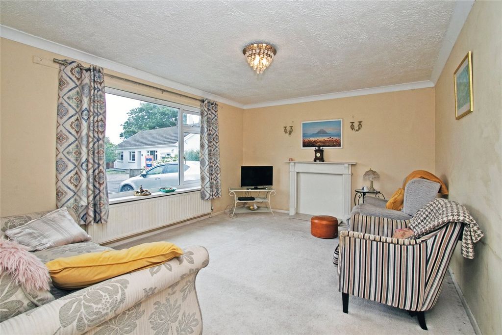Property photo 2 of 13 Picture No. 33