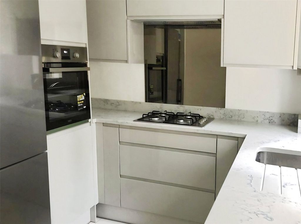 Property photo 2 of 5 Picture No. 04