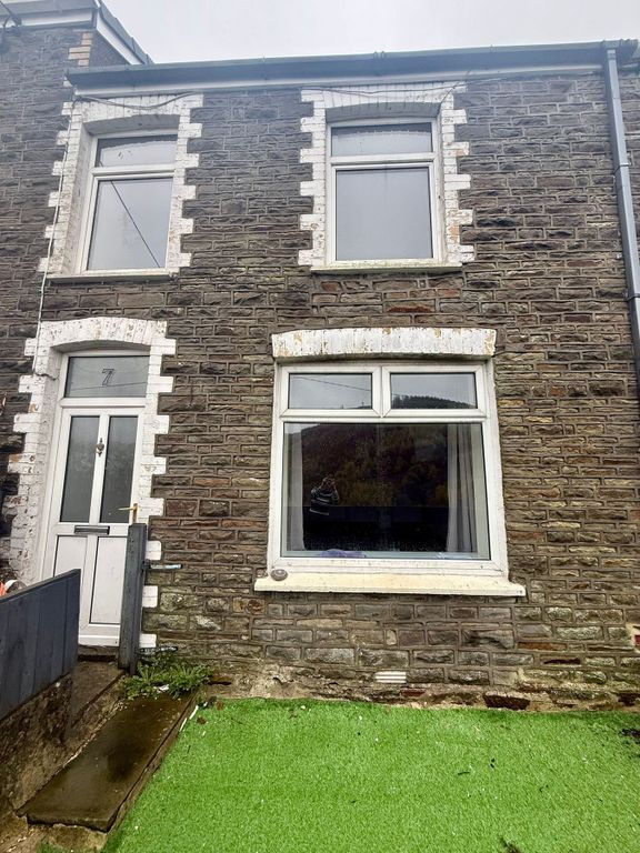 Property photo 1 of 27