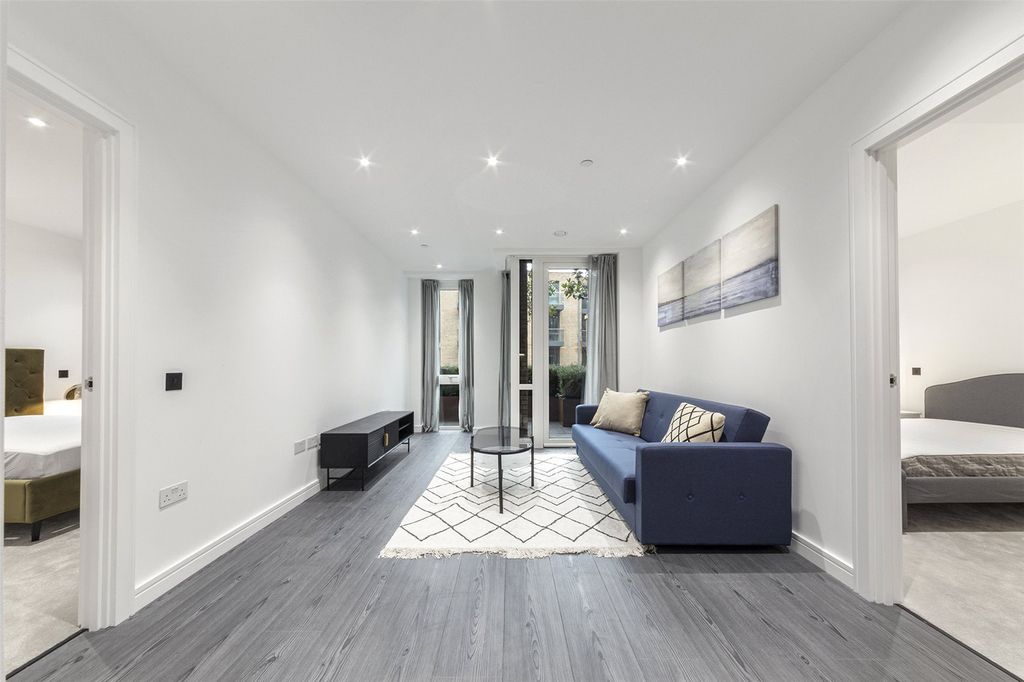 Property photo 3 of 13 Photo 3