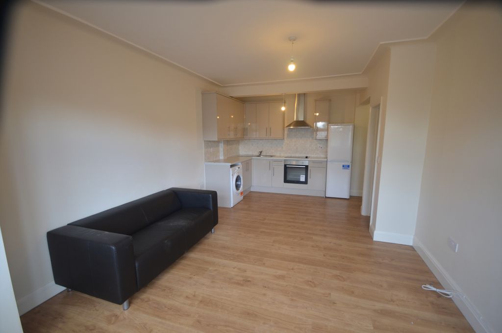 Property photo 2 of 6 Gallery