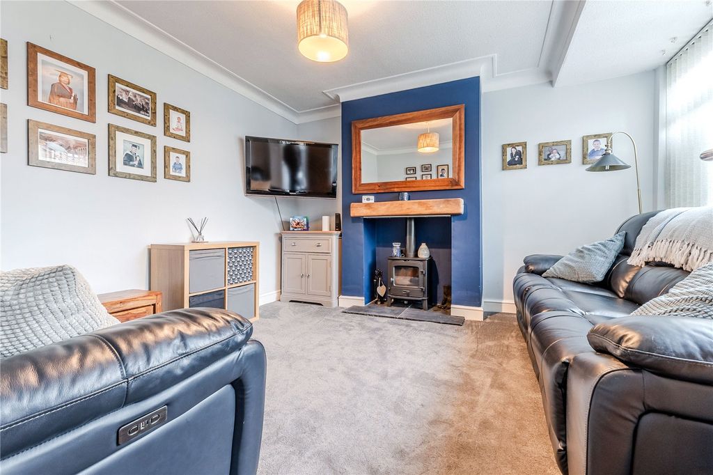 Property photo 2 of 17 Picture No. 19