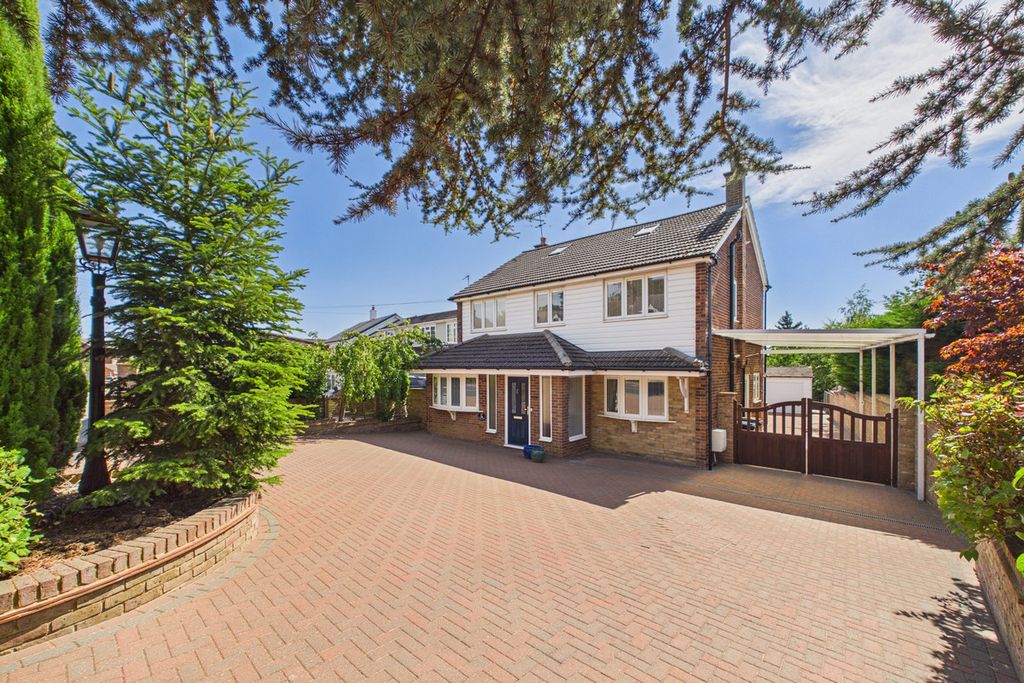 Property photo 1 of 33