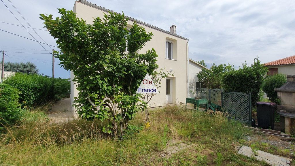 Property photo 3 of 11