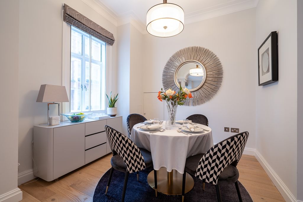 Property photo 3 of 19 Flat-4-Fountain-H...