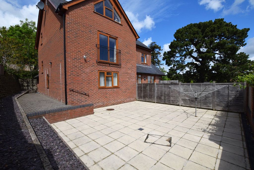 Property photo 2 of 13 Patio