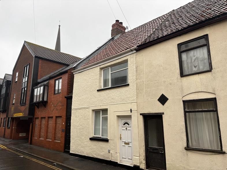 Property photo 2 of 7 Front