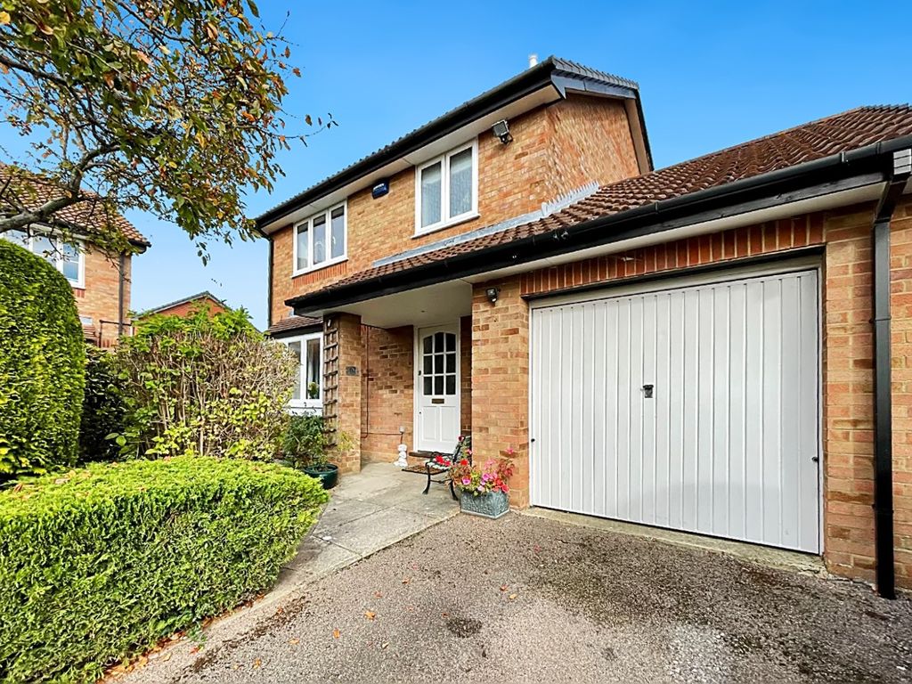 Property photo 1 of 17 4562770