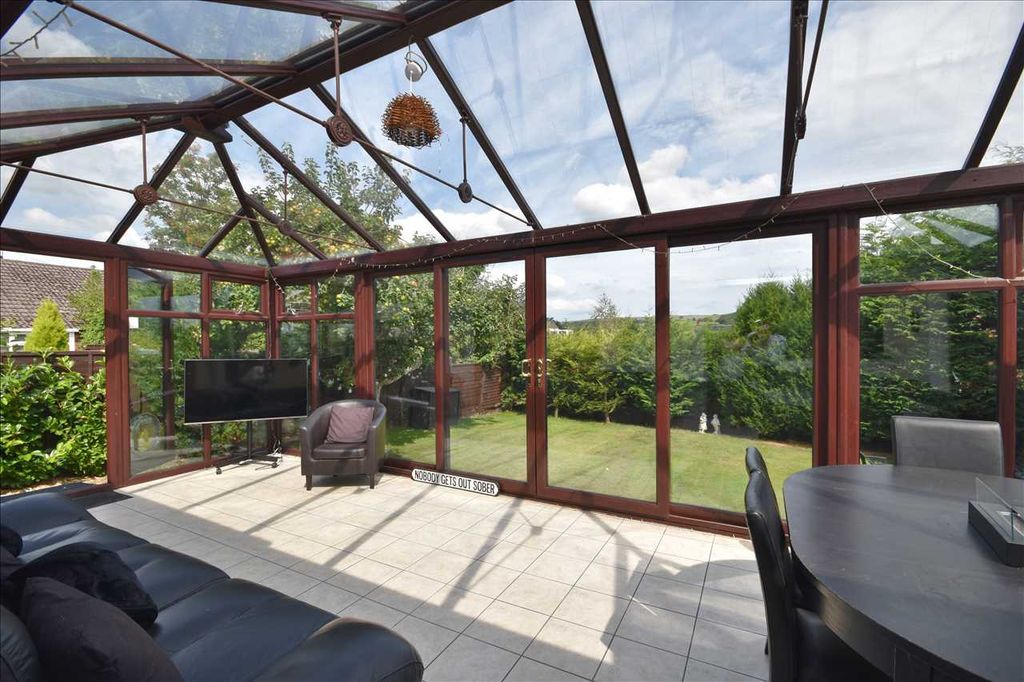 Property photo 3 of 24