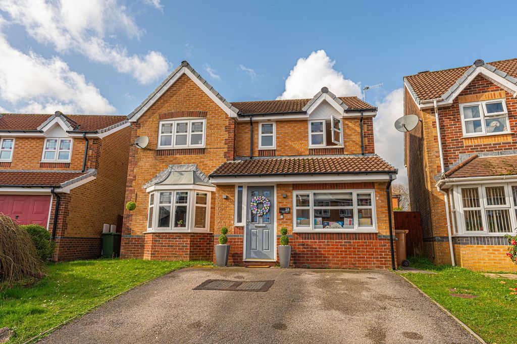 Property photo 1 of 39