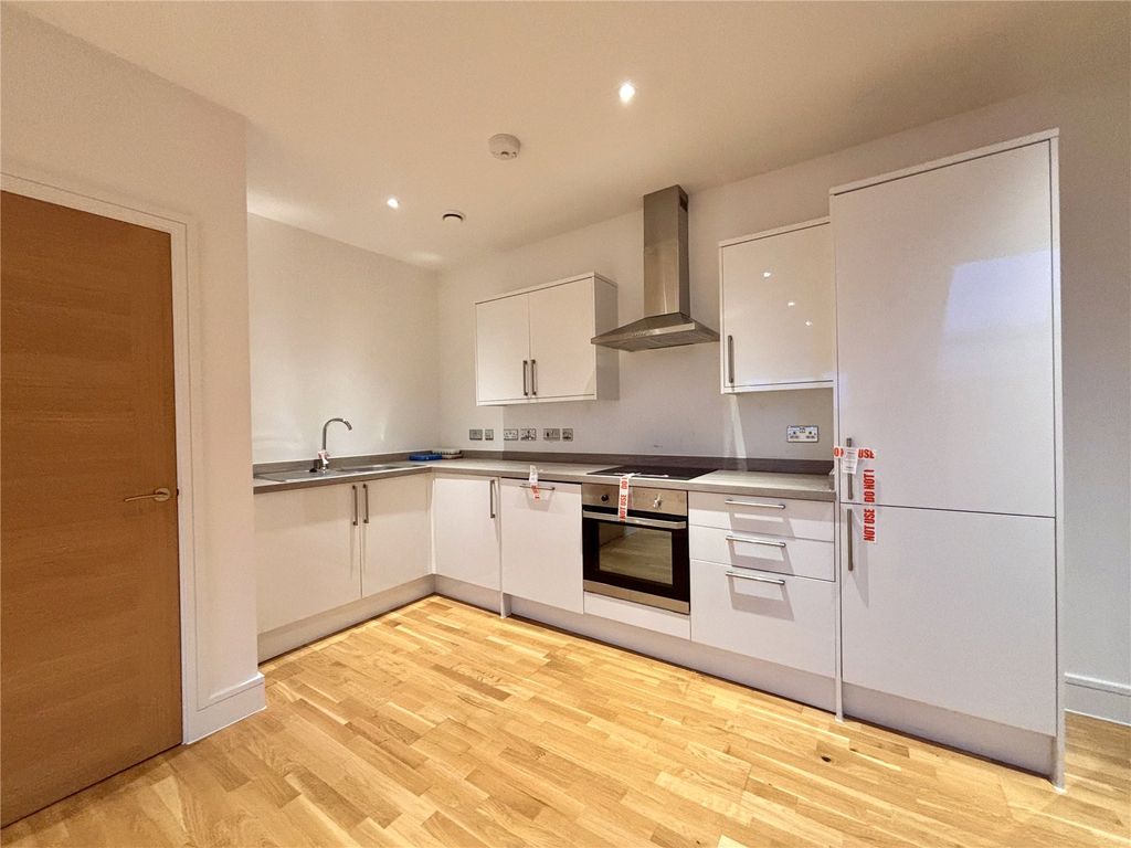 Property photo 2 of 7 Picture No. 06